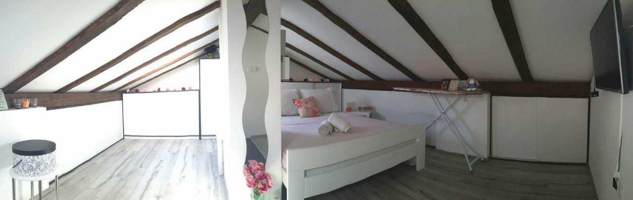 Chic Loft Appartment Krk Town Exterior foto